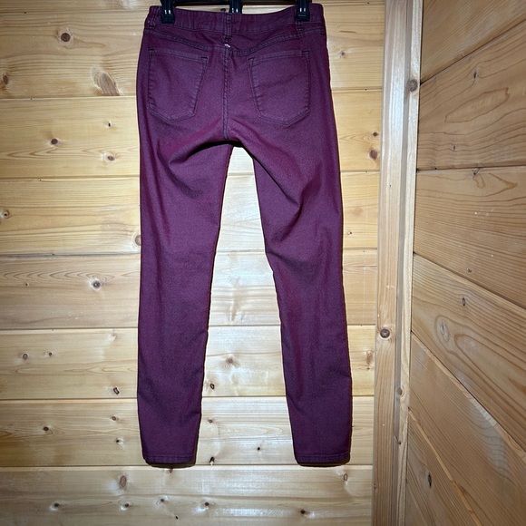 women’s burgundy denim jeans size 2 EUC - Picture 3 of 7